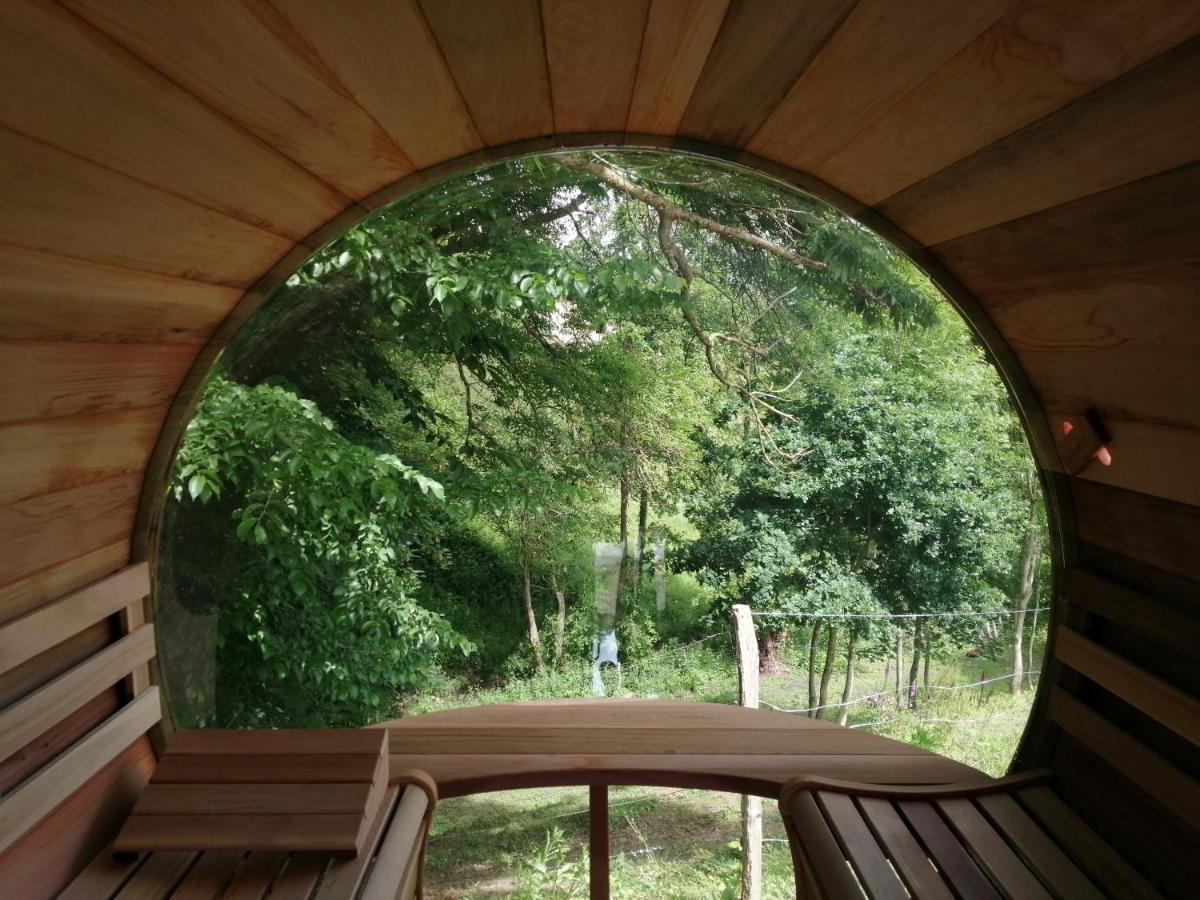 Le Domaine De Pivette Chambre Climatisee Et Insolite Avec Terrasse Privative Avranches Exterior photo